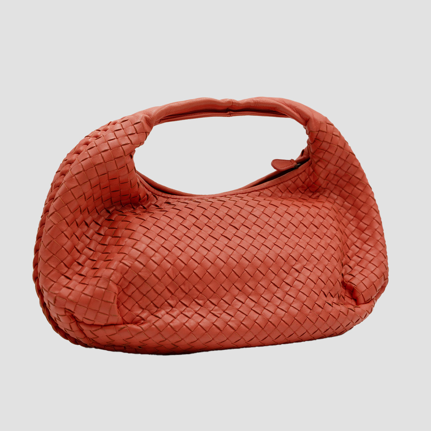 BOTTEGA VENETA Nappa Intrecciato Large Veneta Hobo in Pompei: BOT Shoulder Hobo Intrecciato Salmon